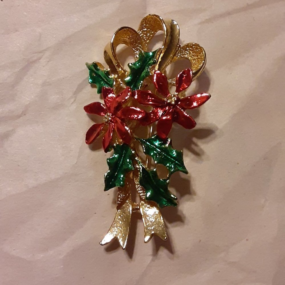 Vtg Gerrys Christmas Brooch 24$